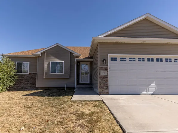 2030 NW 44th St, Lincoln, NE 68528