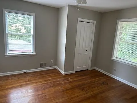 2446 Susan Ln SW — Photo 4