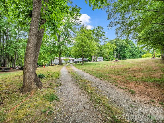 2nd image of 408 Hollis Rd