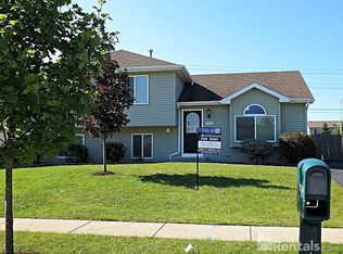 7010 Bitterroot Dr, Plainfield, IL 60586