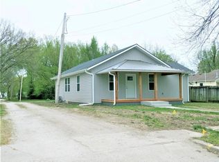 1111 4th St, Osawatomie, KS 66064