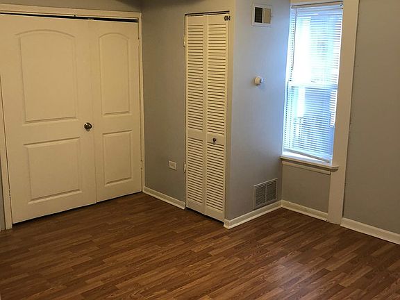 5th image of 6104 S Eberhart Ave APT 3N