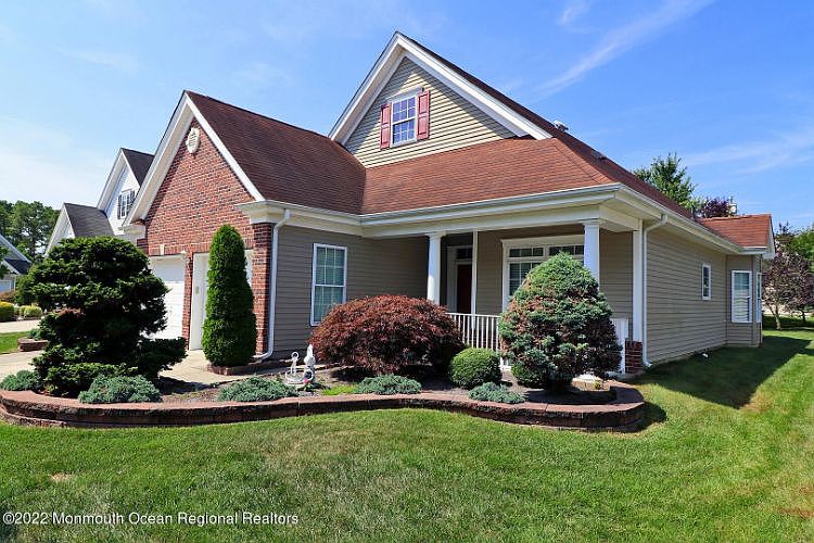 2nd image of 348 Sunflower Dr