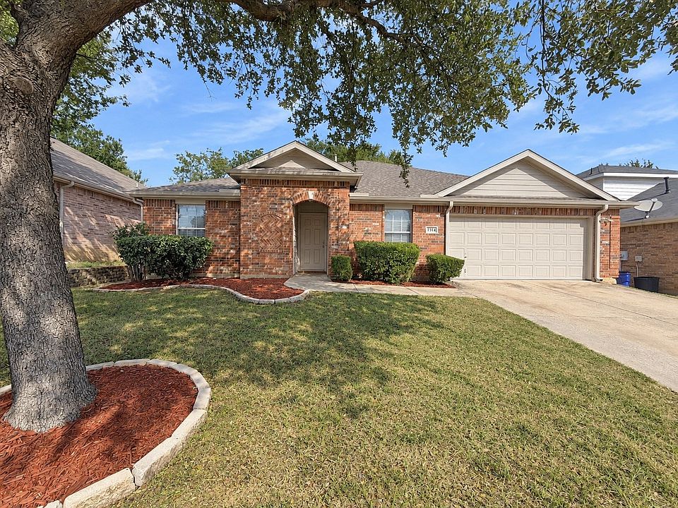 1st image of 1314 Maple Terrace Dr