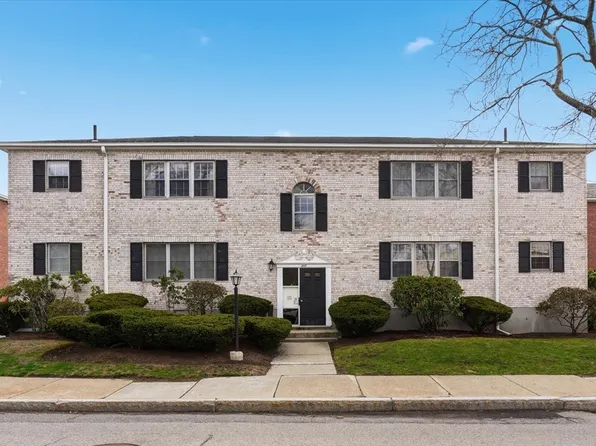 207 Lake Shore Rd APT 2, Brighton, MA 02135