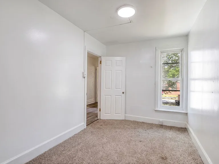 1412 Herr St — Photo 15