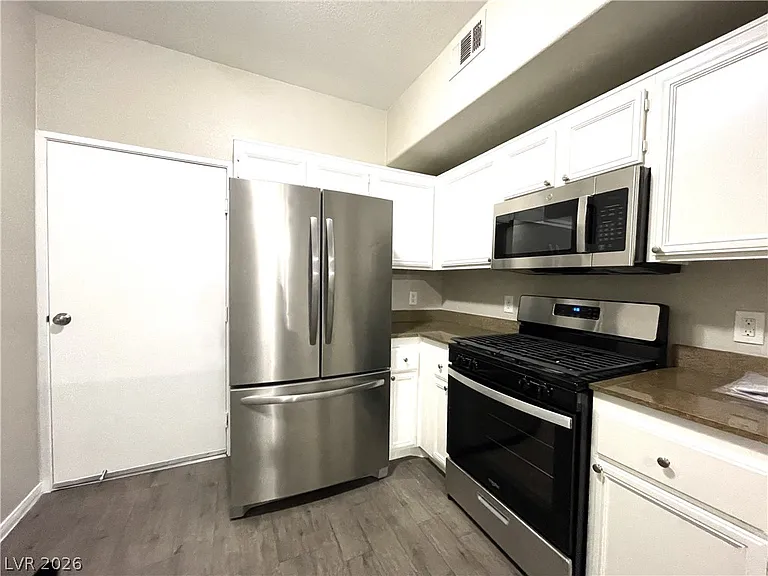 10001 Peace Way #1327 — Photo 8