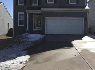 8807 Wyoming St, Omaha, NE 68122
