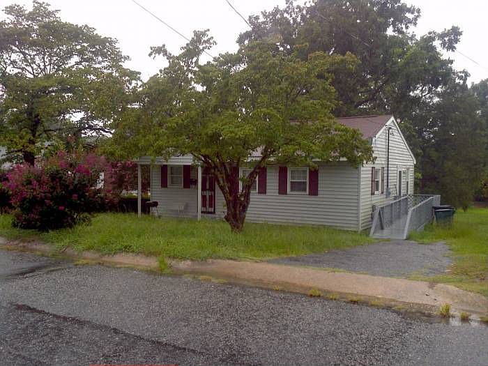 Front of House with Handi