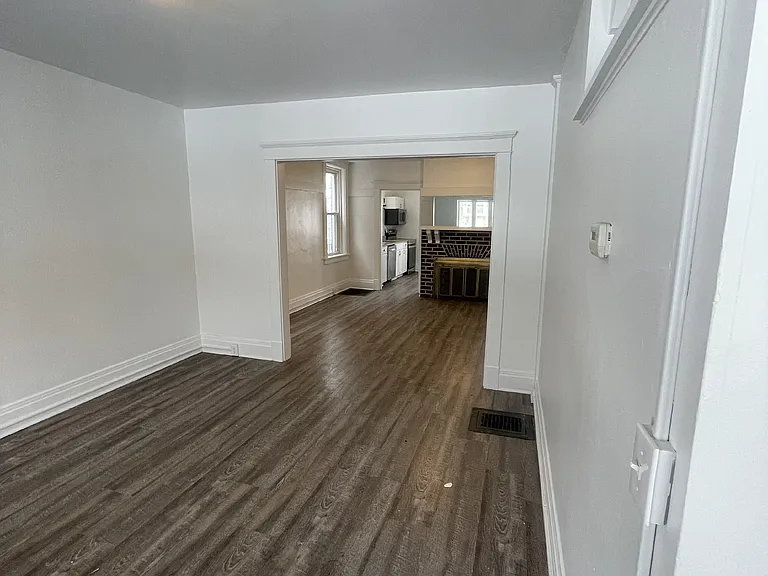 136 S Spring Ave #136 — Photo 8
