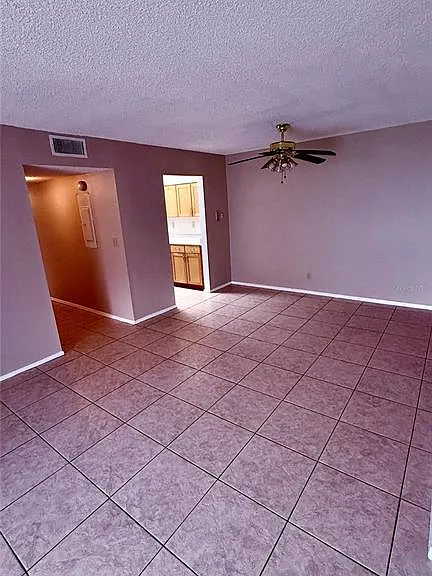 6519 W Newberry Rd #912 — Photo 2