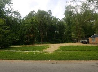 717 Circle Dr, University Park, IL