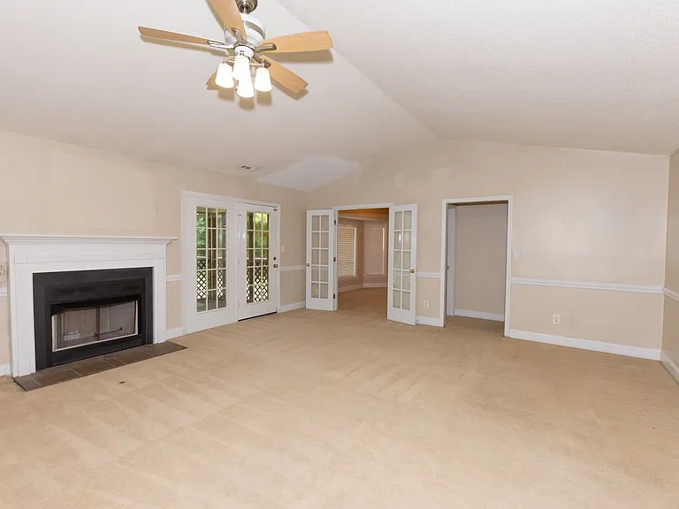 214 Lee Rogers Rd — Photo 8