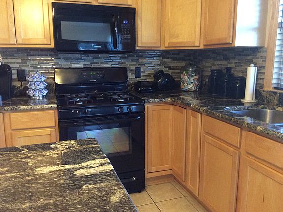 3rd image of 6605 Pacifica Dr