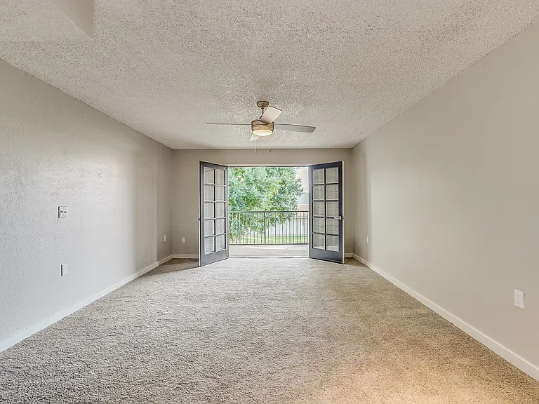 Tempe Vista — Photo 43