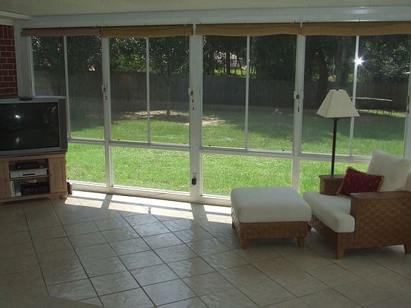 Large Sunroom with AC