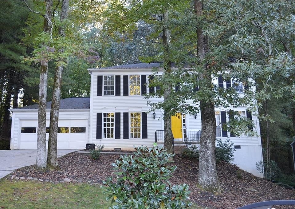1st image of 510 Cranberry Pl