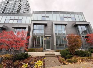 18 Graydon Hall Dr #18C, Toronto, ON M3A 0A4