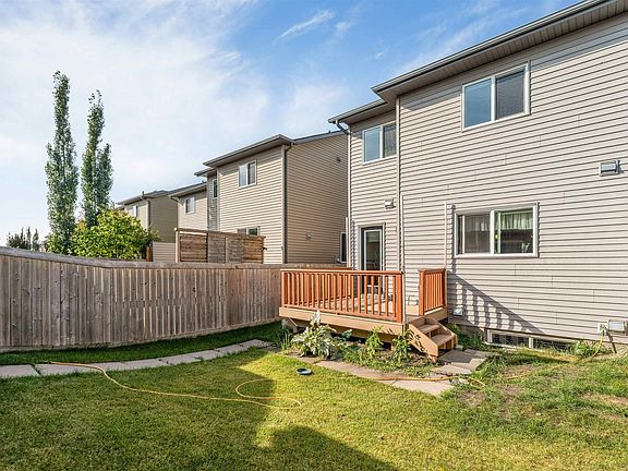 3rd image of 2870 Maple Way NW