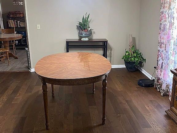 3rd image of 1404 Forest Way