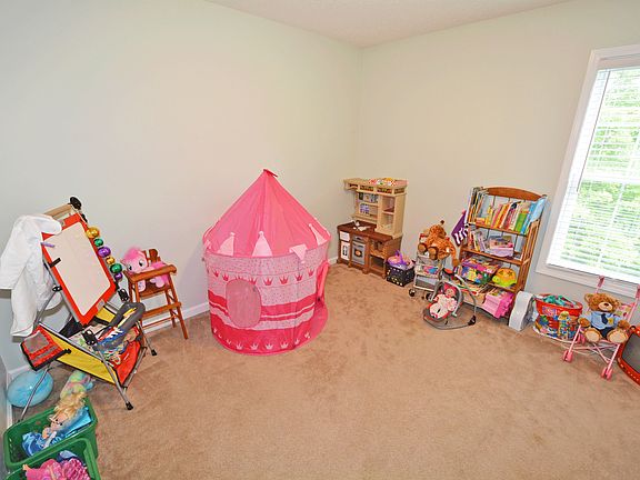 4th image of 1457 Buchanon Dr