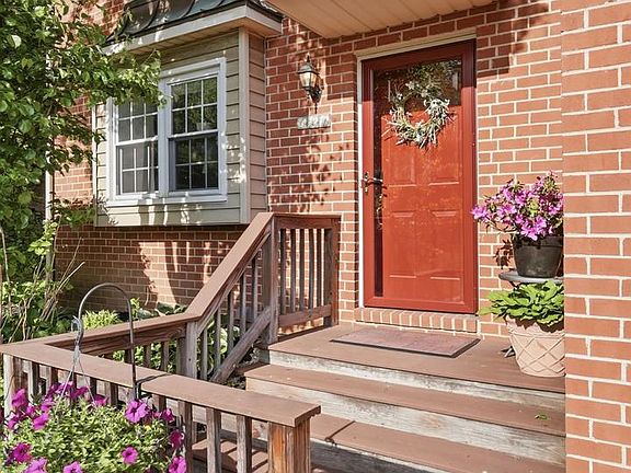 4th image of 629 Coates Ln