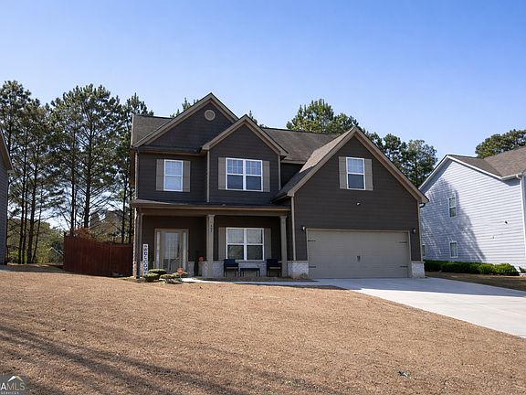 3rd image of 461 Lake Ridge Ln