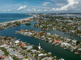 301 N Tessier Dr, Saint Pete Beach, FL 33706