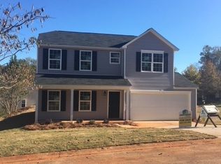 755 Cannonsburg Dr, Duncan, SC 29334