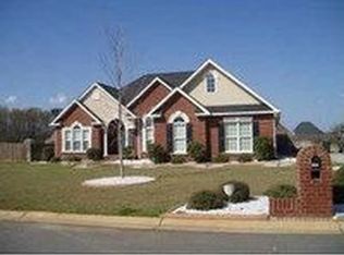 203 Bergermont Ct, Warner Robins, GA 31088