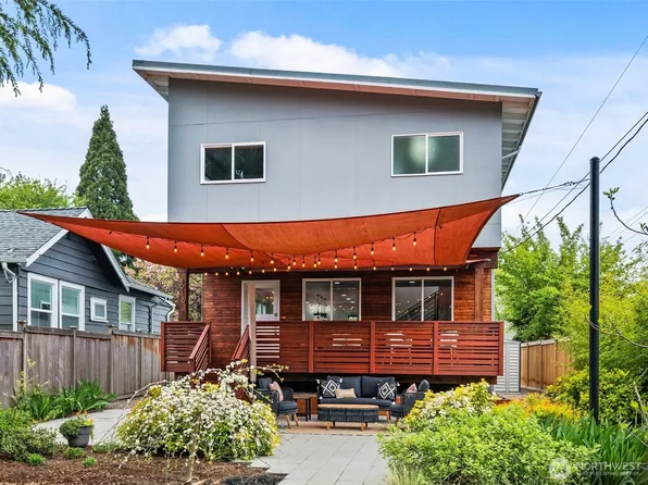 4916 SW Dawson Street, Seattle, WA 98136