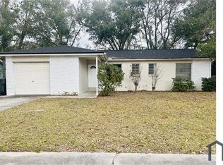 214 Circle Hill Dr, Brandon, FL 33510