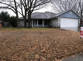 509 Canary Ln, Red Oak, TX 75154