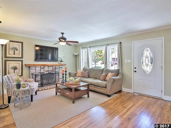 5th image of 15960 Windsor Dr