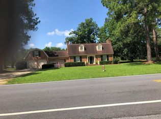 1509 Meadows Ln, Vidalia, GA 30474