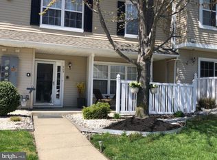 703 Tanglewood Dr, Sicklerville, NJ 08081