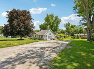 7533 337th Ave, Burlington, WI 53105