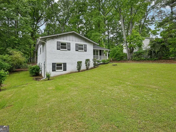 1118 Creekdale Dr, Clarkston, GA 30021