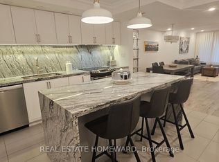 122 Glen Manor Dr #5, Toronto, ON M4E2X6