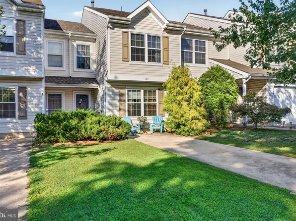 137 Buckingham Way, Mount Laurel, NJ 08054