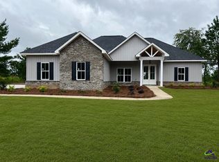 226 Woodland Trl, Cochran, GA 31014