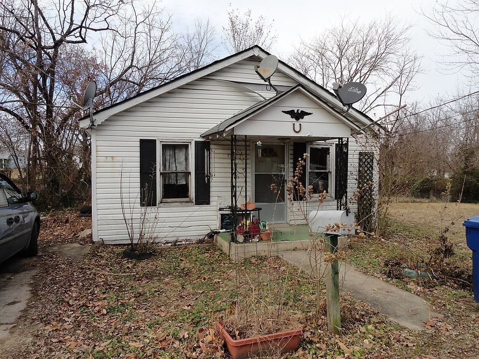 1st image of 705 E Jack St
