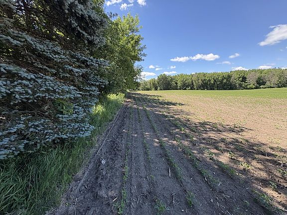 4th image of Base Line Rd