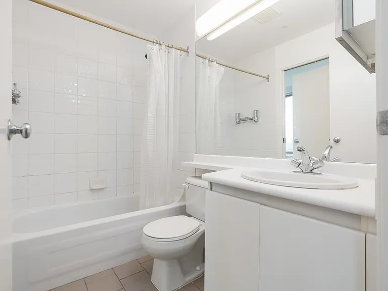 989 Nelson St #903 — Photo 25