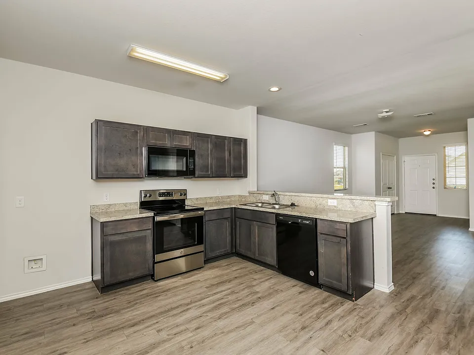 8305 Camellia Tree Ct