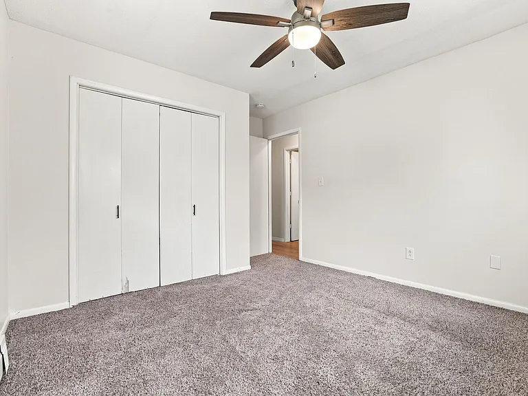 500 - 530 Laurel St — Photo 39