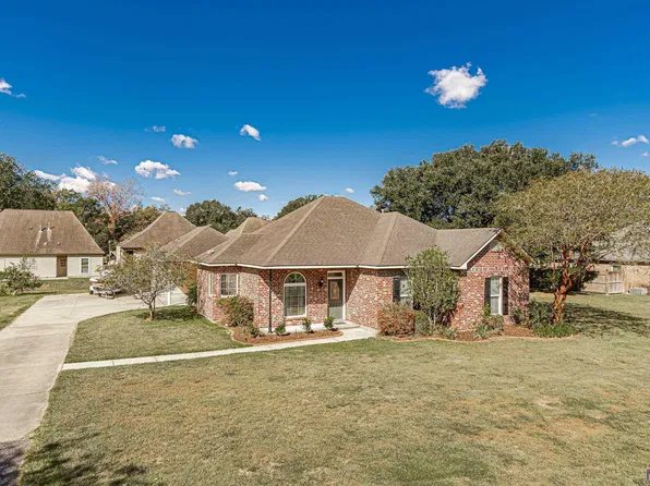 12305 Highland Dr, Geismar, LA 70734