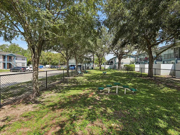 Serenity Lake Apartments — Photo 8