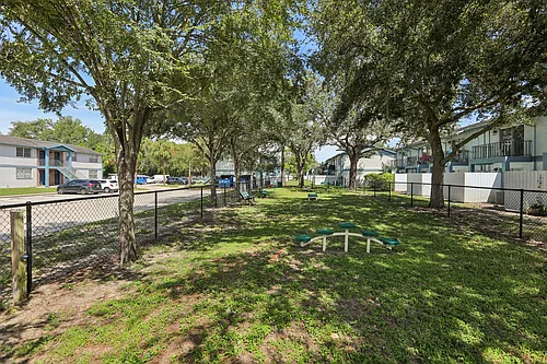 Serenity Lake Apartments Photo 1