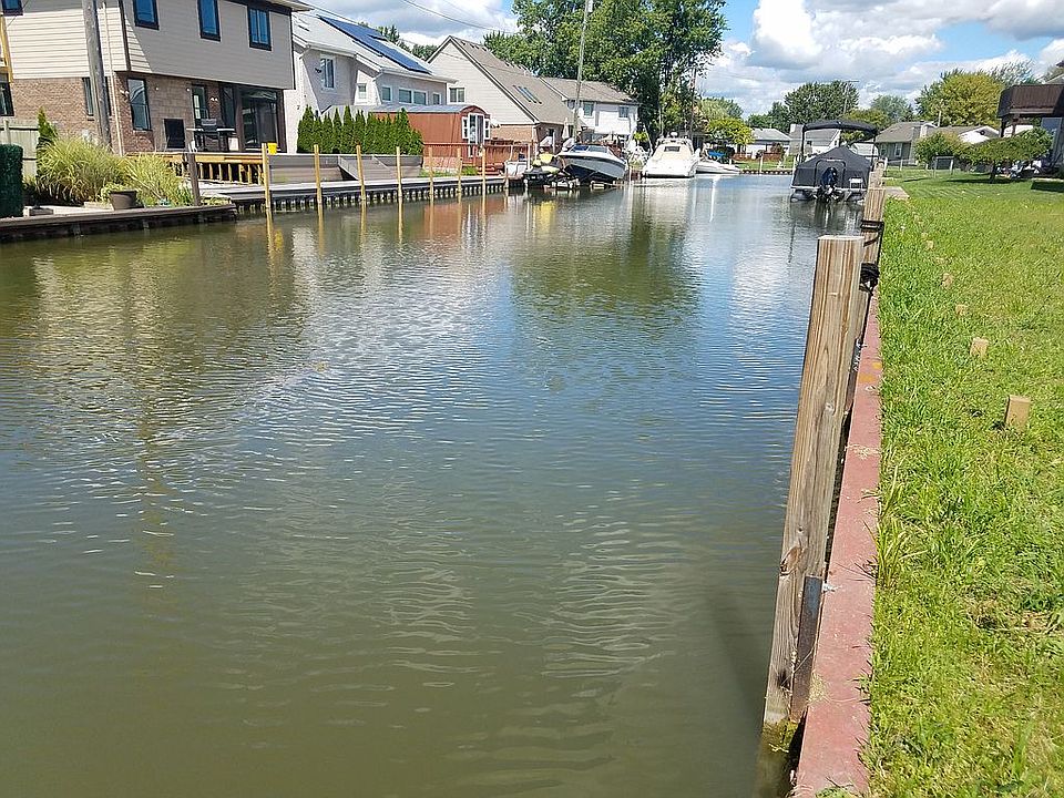 1st image of 46851 Summertime Dr